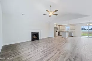 121 Sanctuary St, Jacksonville, NC 28546 - Photo 5
