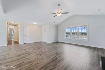 121 Sanctuary Street, Jacksonville, NC 28546 - Photo 7