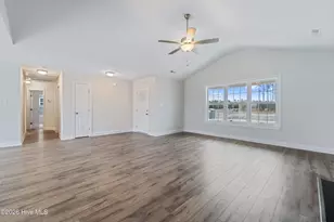 121 Sanctuary St, Jacksonville, NC 28546 - Photo 7