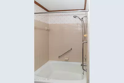206 Maplewood Drive, Goldsboro, NC 27534 - Photo 25