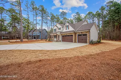 28941 Pinedale Court, Wagram, NC 28396 - Photo 3