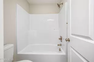 28941 Pinedale Ct, Wagram, NC 28396 - Photo 33