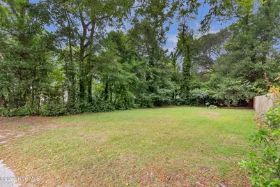17 Montgomery Avenue, Wilmington, NC 28405 - Photo 9