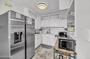 2940 Oleander Dr, Wilmington, NC 28403 - Photo 11