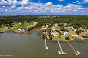 102 Gibbs Cir, Beaufort, NC 28516 - Photo 37