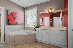 1608 Ocean Dr, Emerald Isle, NC 28594 - Photo 27