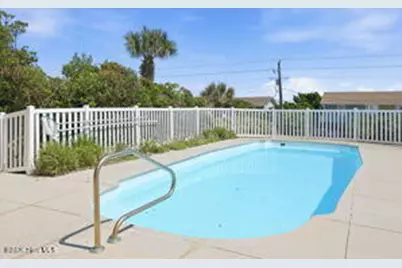 1608 Ocean Drive, Emerald Isle, NC 28594 - Photo 9