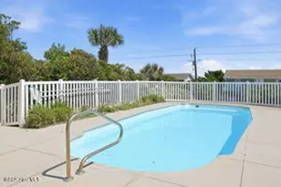 1608 Ocean Dr, Emerald Isle, NC 28594 - Photo 9