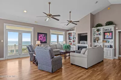 1608 Ocean Drive, Emerald Isle, NC 28594 - Photo 7