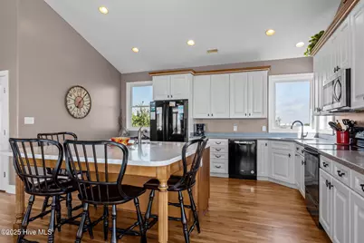 1608 Ocean Drive, Emerald Isle, NC 28594 - Photo 17