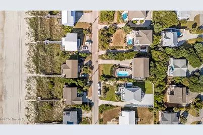 1608 Ocean Drive, Emerald Isle, NC 28594 - Photo 11