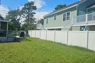 134 NE 71st St, Oak Island, NC 28465 - Photo 3