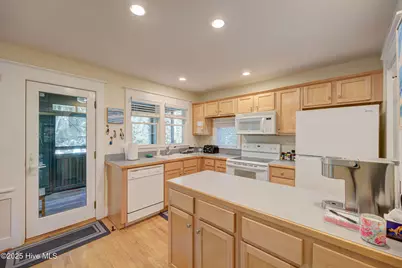 626 Chicamacomico Way #Sw4, Bald Head Island, NC 28461 - Photo 17