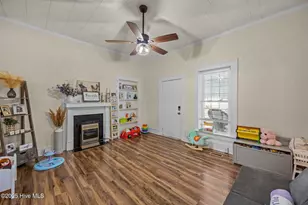 202 N Main St, Walstonburg, NC 27888 - Photo 3