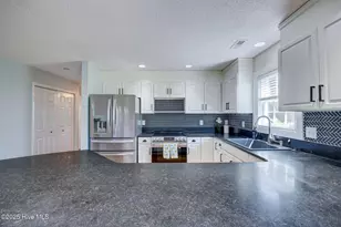 109 Lighthouse Dr, Carolina Beach, NC 28428 - Photo 13