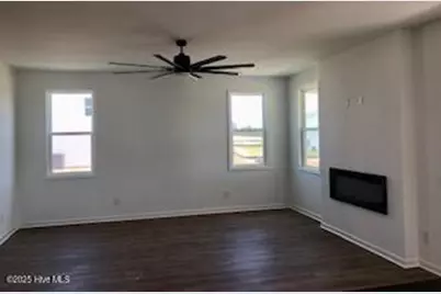 575 Midsummer Street #211, Aberdeen, NC 28315 - Photo 7