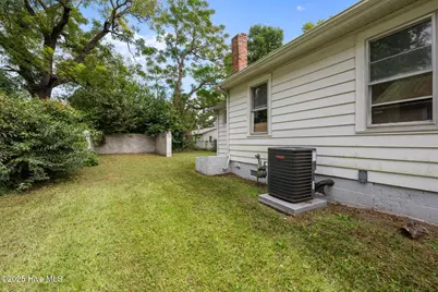 1810 Wilmington Street, New Bern, NC 28560 - Photo 25