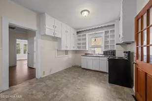 1810 Wilmington St, New Bern, NC 28560 - Photo 3