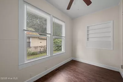 1810 Wilmington Street, New Bern, NC 28560 - Photo 11