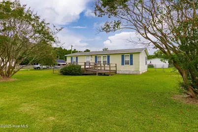 100 Lindsey Court, Beaufort, NC 28516 - Photo 1