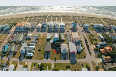 629 S Third Avenue, Kure Beach, NC 28449 - Photo 11
