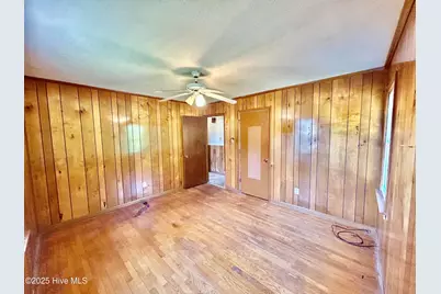 1918 US 74 E Highway, Hamlet, NC 28345 - Photo 17