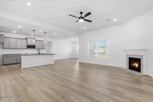 104 Brighton St, La Grange, NC 28551 - Photo 7