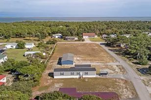 139 Barbee St, Harkers Island, NC 28531 - Photo 25