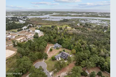 314 E Rolling Meadows Road, Hampstead, NC 28443 - Photo 17
