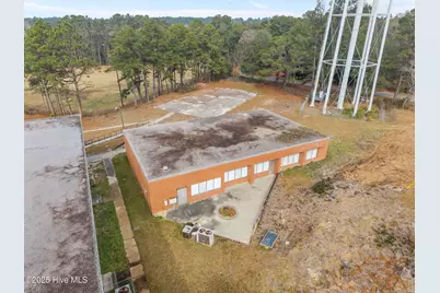711 N Chapin Road, Aberdeen, NC 28315 - Photo 3