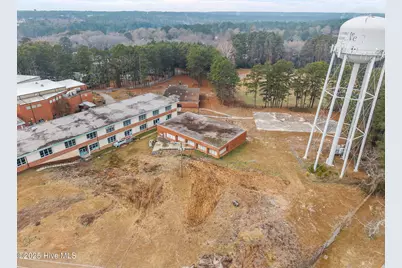 711 N Chapin Road, Aberdeen, NC 28315 - Photo 25