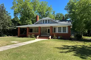 330 McRae St, Laurinburg, NC 28352 - Photo 1
