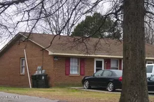 1708 Birchwood Dr SE, Wilson, NC 27893 - Photo 1