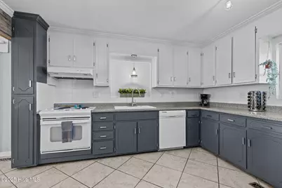 205 Barefoot Lane, Atlantic Beach, NC 28512 - Photo 15