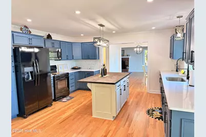 273 W Rock Creek Road, New Bern, NC 28562 - Photo 5