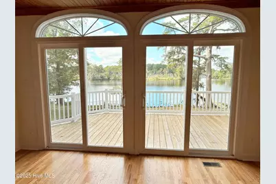 273 W Rock Creek Road, New Bern, NC 28562 - Photo 9