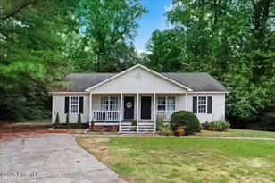 155 Creekside Dr, Four Oaks, NC 27524 - Photo 1