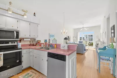 142 Brunswick Avenue E # B, Holden Beach, NC 28462 - Photo 15