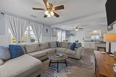 409 Bridgers Avenue, Topsail Beach, NC 28445 - Photo 9