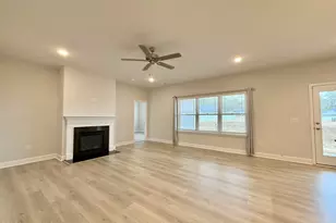 204 Spring Forest Dr, Goldsboro, NC 27534 - Photo 7