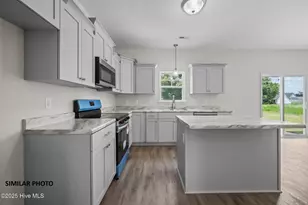 417 Windermere Rd, Hubert, NC 28539 - Photo 9