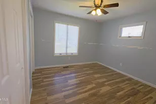 812 Pelican Dr, New Bern, NC 28560 - Photo 9