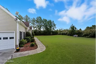 102 Bayshore Court, Maple, NC 27956 - Photo 5