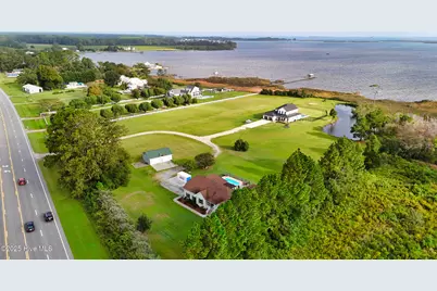 102 Bayshore Court, Maple, NC 27956 - Photo 35