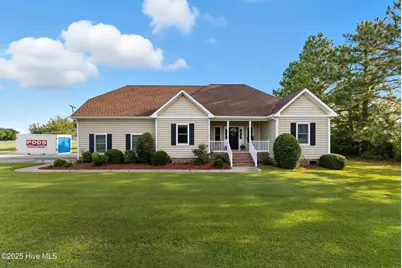 102 Bayshore Court, Maple, NC 27956 - Photo 3