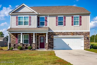102 Featherstone Lane, New Bern, NC 28562 - Photo 1