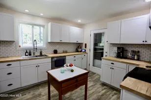 104 E Devonshire Ave, West End, NC 27376 - Photo 11