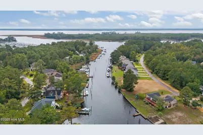 5710 Gondolier Drive, New Bern, NC 28560 - Photo 3