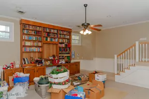 303 Dogwood Ln, Hamlet, NC 28345 - Photo 5