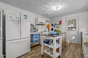 304 N 21st St, Morehead City, NC 28557 - Photo 13